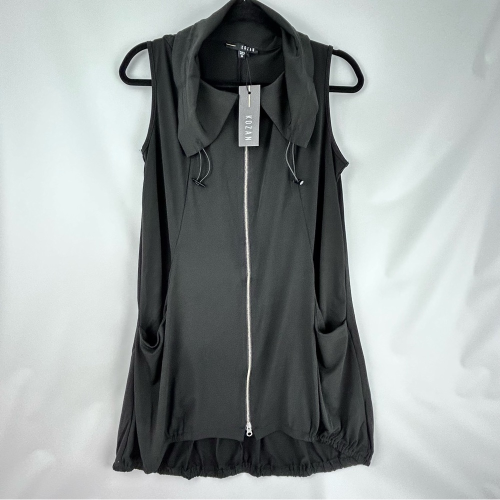 Kozan black zip-front sleeveless vest or tunic size Medium